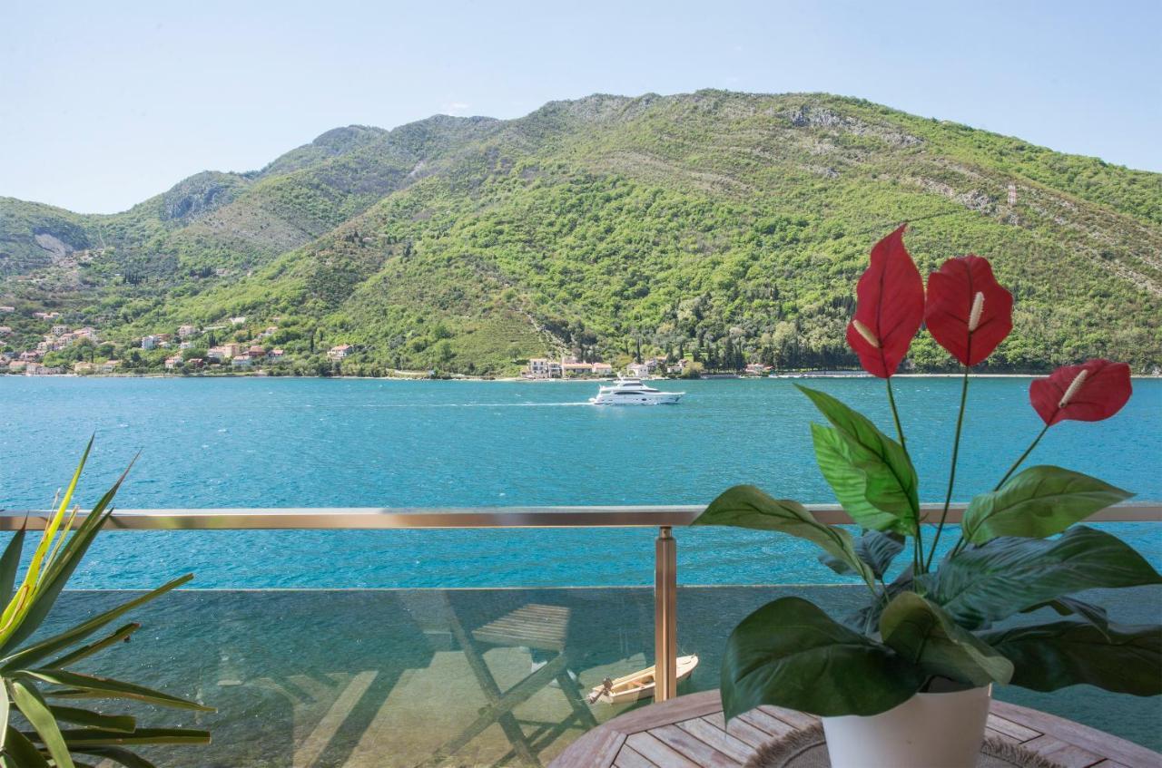 Apartments Maxhit Τίβατ Εξωτερικό φωτογραφία