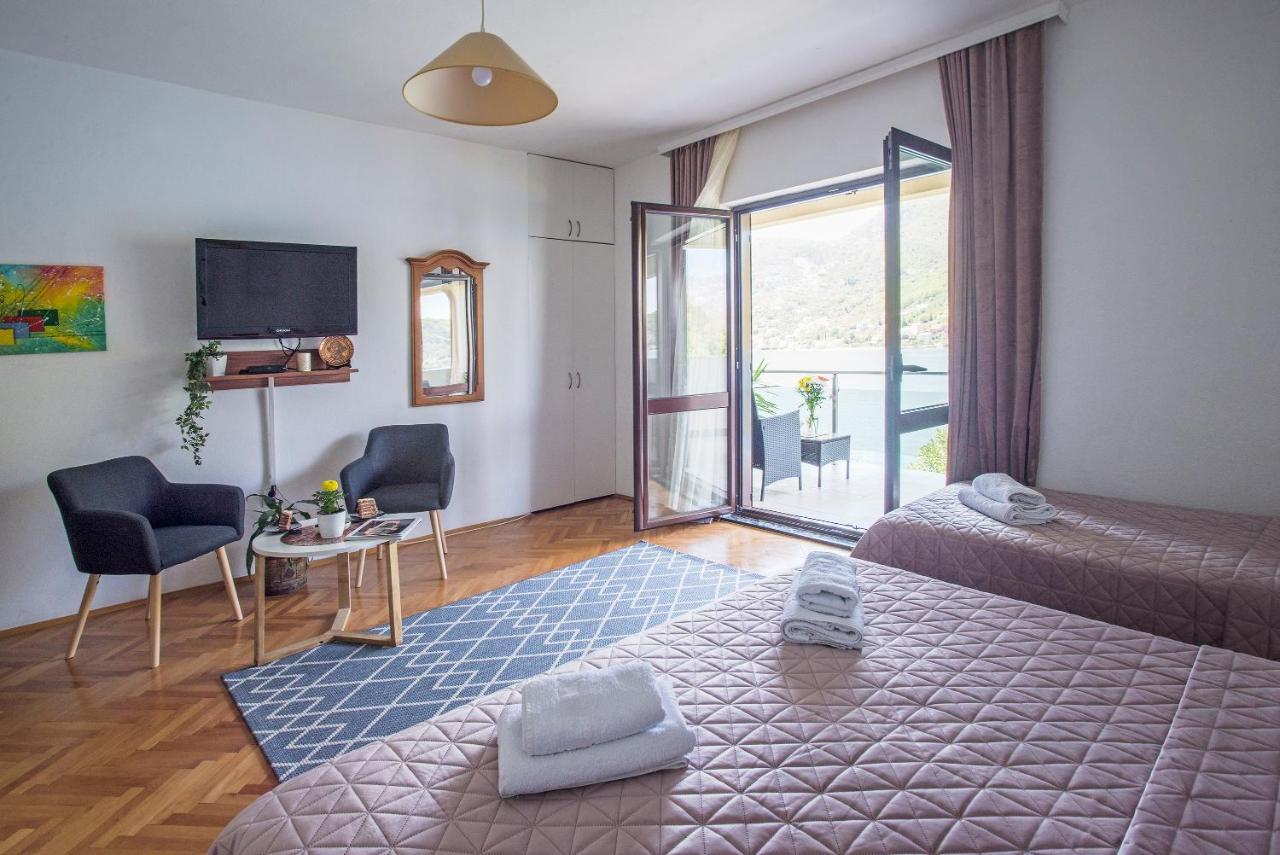 Apartments Maxhit Τίβατ Εξωτερικό φωτογραφία
