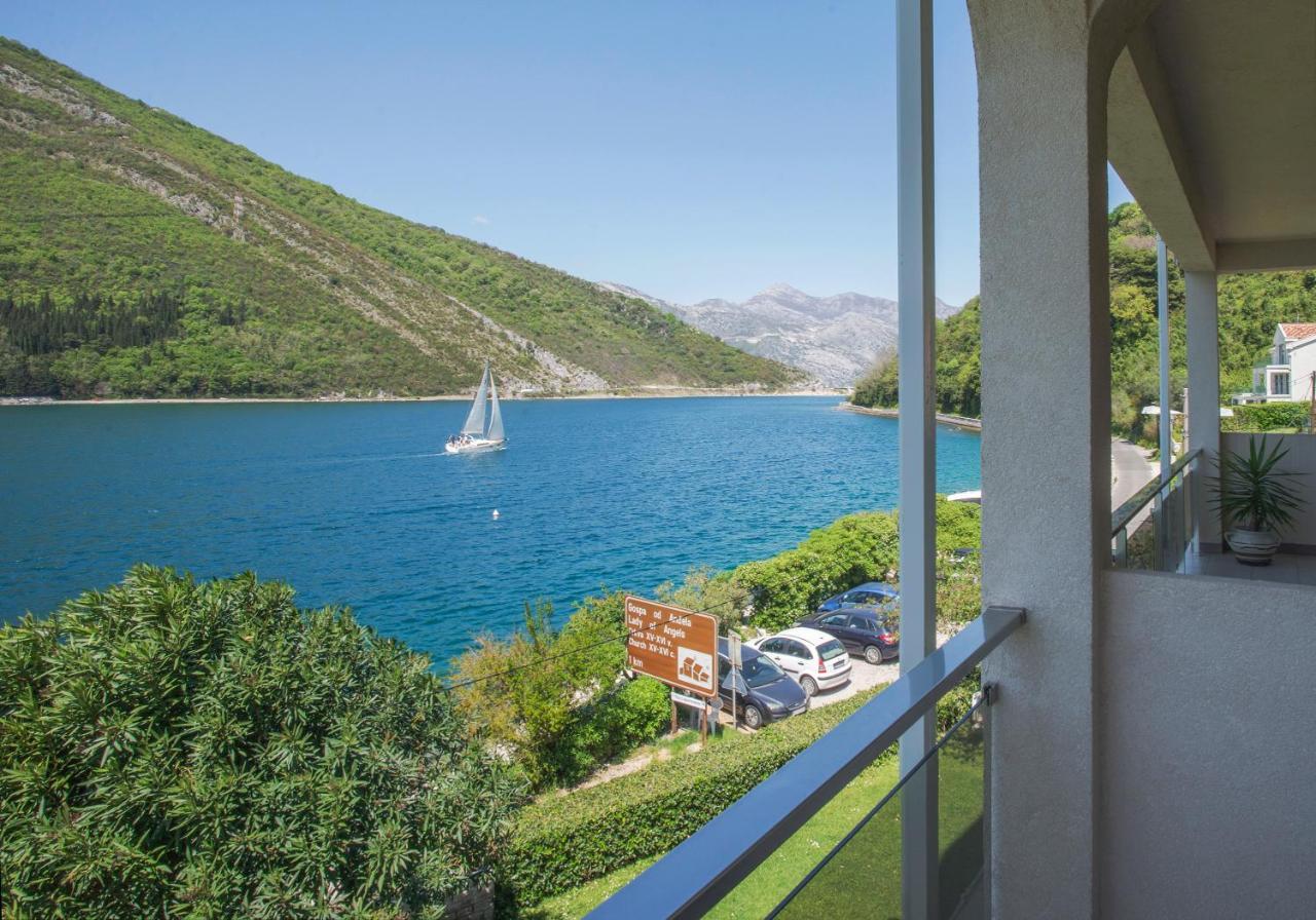 Apartments Maxhit Τίβατ Εξωτερικό φωτογραφία