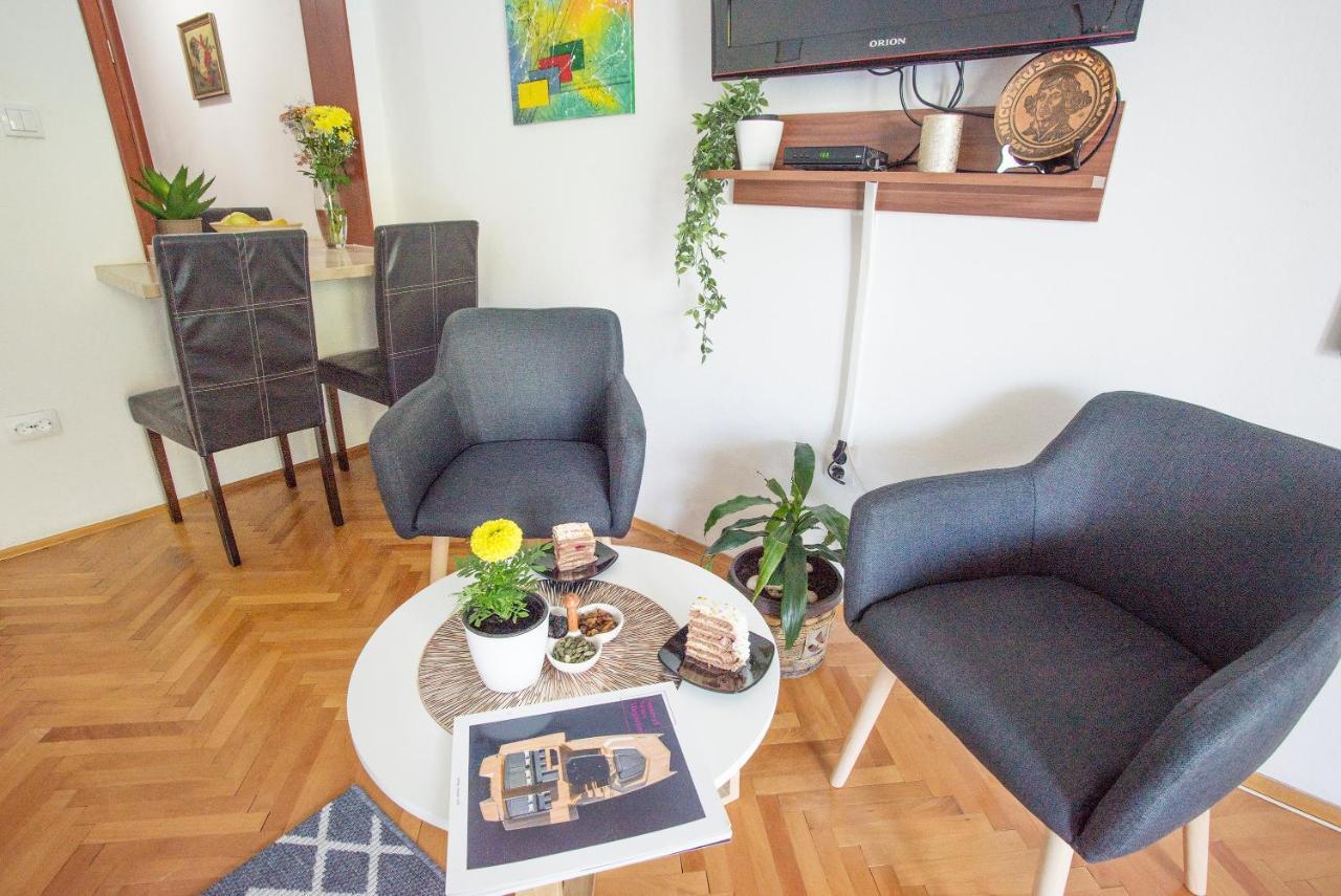 Apartments Maxhit Τίβατ Εξωτερικό φωτογραφία