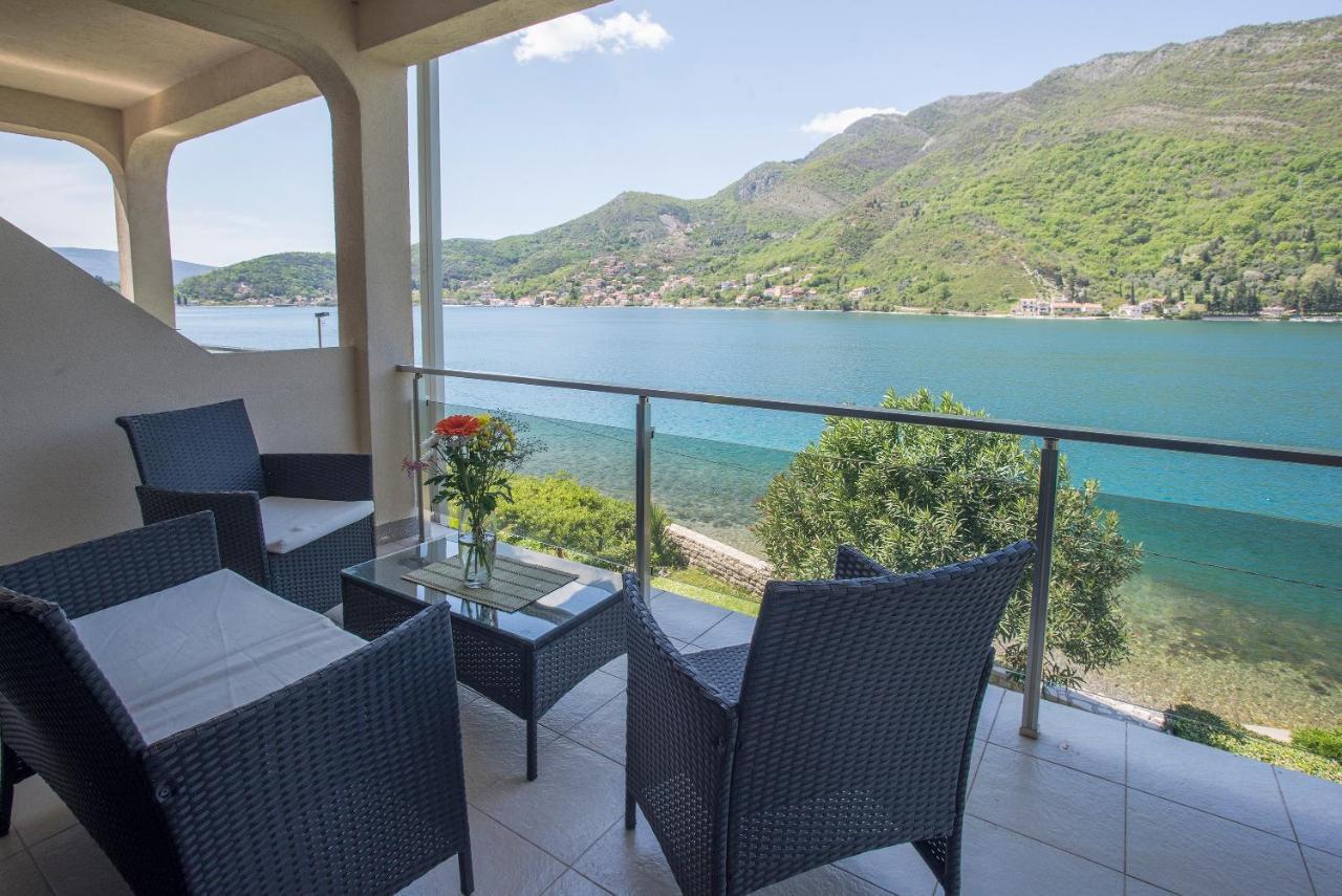 Apartments Maxhit Τίβατ Εξωτερικό φωτογραφία