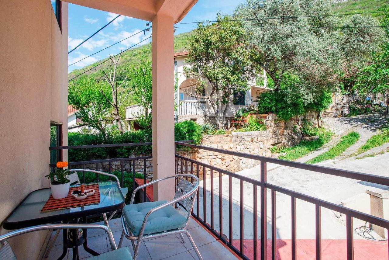Apartments Maxhit Τίβατ Εξωτερικό φωτογραφία