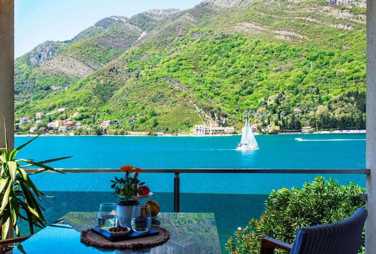 Apartments Maxhit Τίβατ Εξωτερικό φωτογραφία